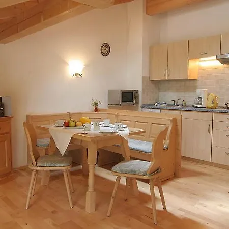Appartement Fluchthaeusl *
